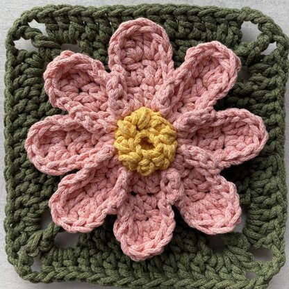 Cosmos Flower Granny Square