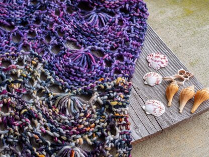 Shell Stitch Throw