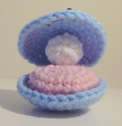 Amigurumi Clam