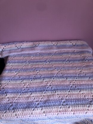 Crochet Diamond Baby Blanket