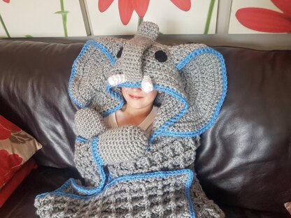 2in1 Safari Elephant Hooded Blanket Crochet Pattern