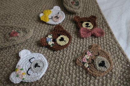 Happy Teddy Scarf + crochet applique