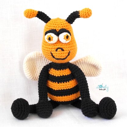 Crochet Bee Amigurumi Pattern