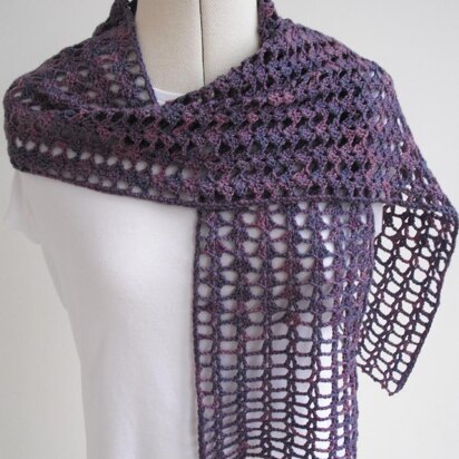 Progressive crochet scarf