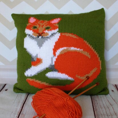 Ginger and White Cat Cushion Cover - knitting pattern