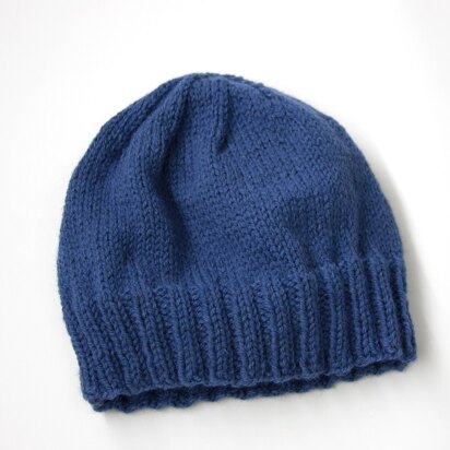 Adult's Simple Knit Hat in Lion Brand Wool-Ease - L20403