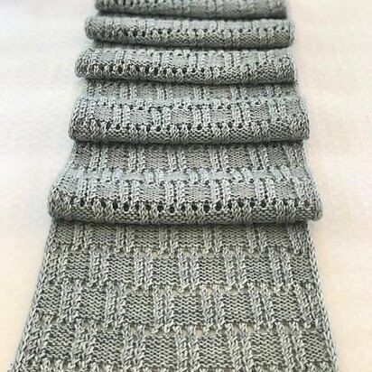 Not dark yet - knitting pattern