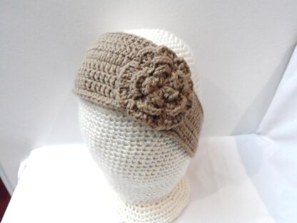 Crochet Headband Pattern with flower