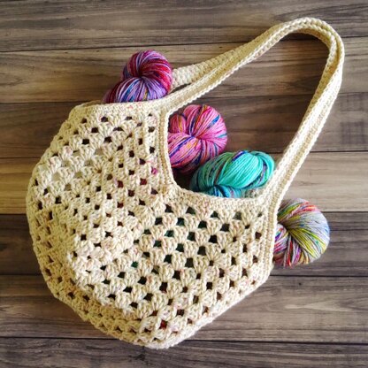 Granny Rocco Bags Crochet pattern by Island Style Crochet | LoveCrafts