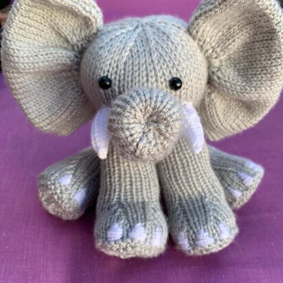 Nellaphant - knitting pattern
