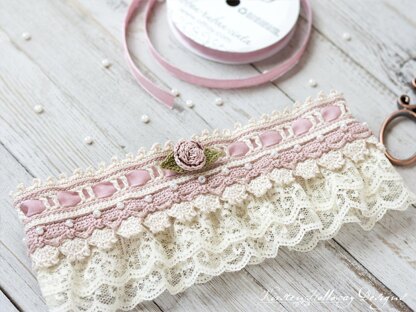 Antique Lace Wedding Garter