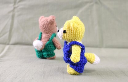 Tiny Fox with overall amigurumi / 小さなキツネのあみぐるみ