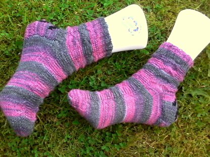 Awoos Mums Bunny Surprise 4ply Socks