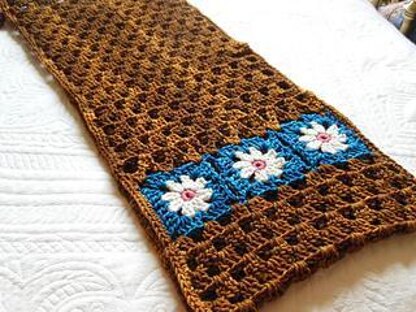 Granny square flower cowl neckwarmer