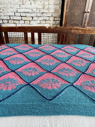 Flowery Patchwork Afgan