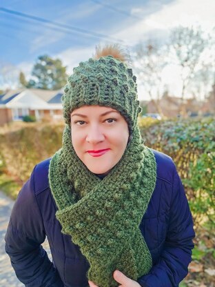 Sherwood Hat and Scarf Set