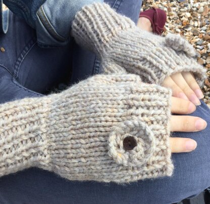 Sea Flower fingerless mitts