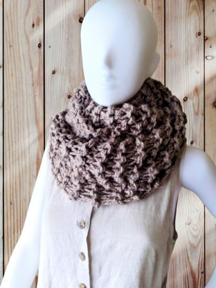 The Wood Fairy Infinity Scarf Knitting pattern by Sheep & Willow Gifts