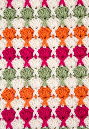 Juicy Fruits and Whipped Crème Throw in Red Heart With Love Solids - LW3562 - Downloadable PDF