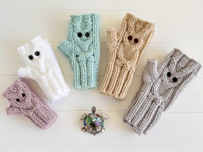 'Owl fingerless mitts' 2yrs to adult