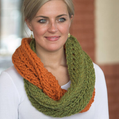 Infinity Scarf in Plymouth Yarn De Aire - F368 - PDF