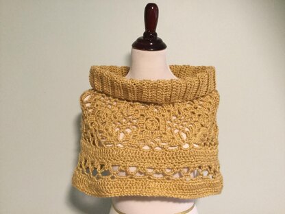 Lacy Capelet Shawl