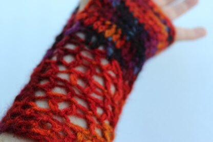 Fi's Fancy Fingerless Gloves