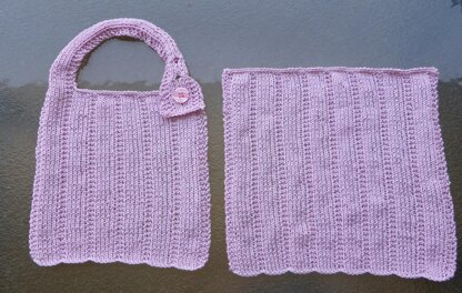 Lindsay - 4ply baby bib and washcloth set