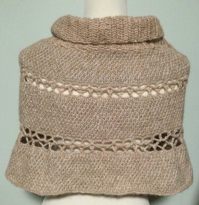 Tunisian Tiered Capelet