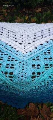 Triangular Scarf "Eos"