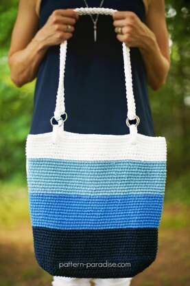 Pacific Beach Bag Crochet pattern by Pattern Paradise | LoveCrafts