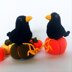 Crow and pumpkins. Fall gossip girls.