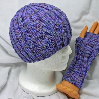 Snow Day Hat & Mitts - knitting pattern