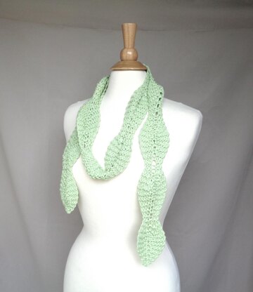 Scallop Leaf Scarf