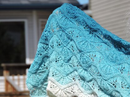 Sea Waves Lace Shawlette