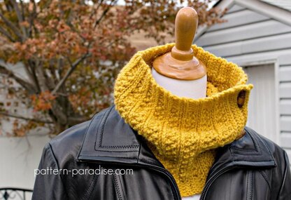 Winter Haven Cowl