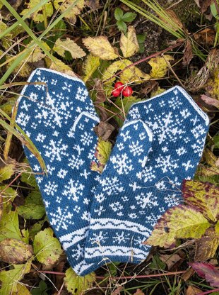 First Snow mittens