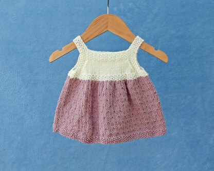 P122 Pinafore and Dress for Dolls