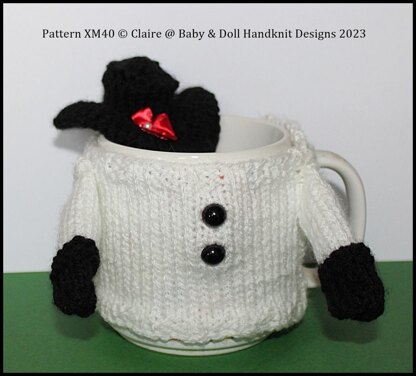 Christmas Mug Cosies and Teaspoon Hats