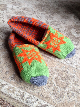 Fair Isle Slippers in Bernat Super Value