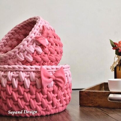 Tshirt yarn basket-  One Back Loop- Pink