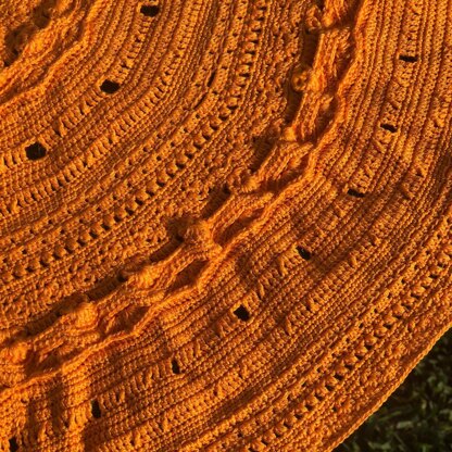 Round Crochet Blanket: Babylon Blanket