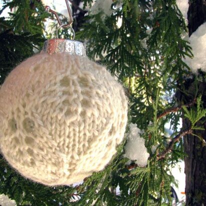 Holiday Ornaments 3: Leafy Ornaments and Feather & Fan