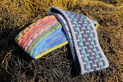 Igloo DK Cowl and Headband/Hat 4128