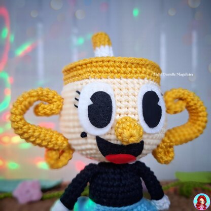 Ms. Chalice amigurumi pattern (chibi version)
