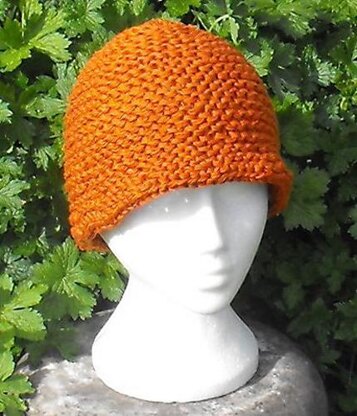 Superfast Cloche Hat Knitting Pattern - Madmonkeyknits