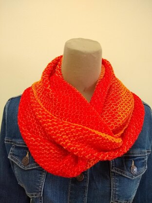 Sunny Honey Infinity Scarf (Tunisian)