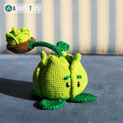 Cabbage-pult from "Plants vs. Zombies" by AradiyaToys