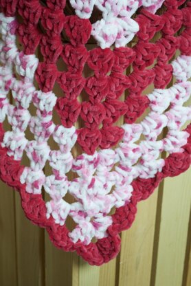 Bernat Granny Rectangle Crochet Baby Blanket Pattern