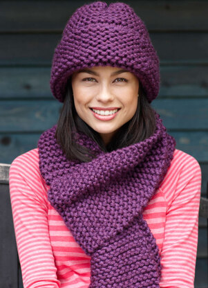 Beginner Scarf in Lion Brand Hometown USA - L0084D